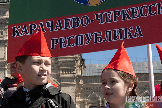 На Красной площади протрубили пионерский сбор (фоторепортаж)