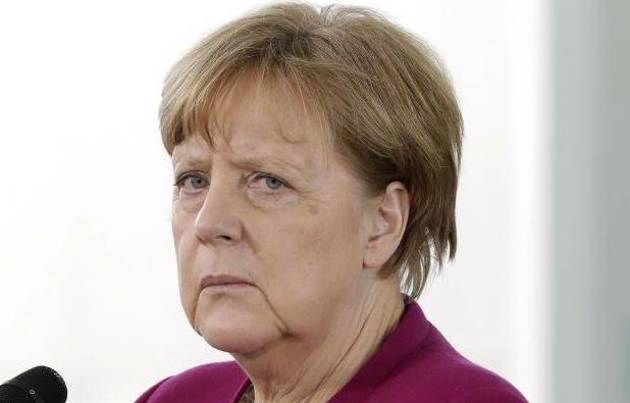 Канцлер Германии оценил политику Меркель в отношении России