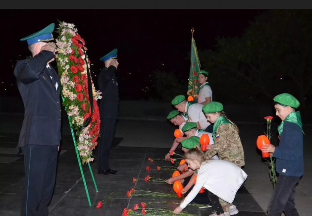В Парке Победы в Ереване почтили память погибших в Великой Отечественной