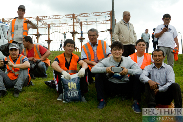 Названо число иностранцев, трудящихся в Казахстане