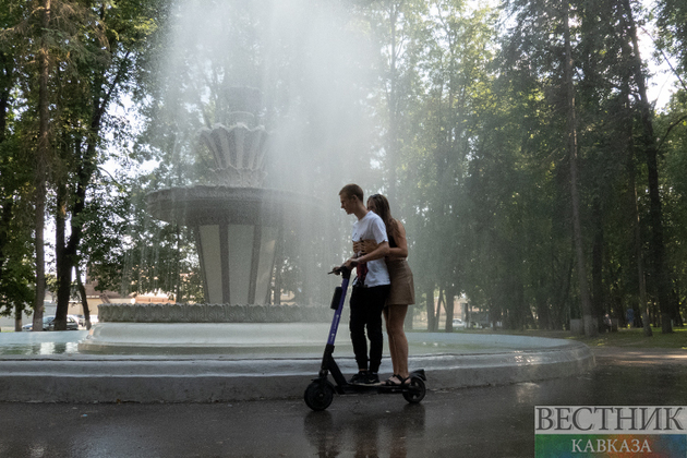 Жаркий денек стульчик нет