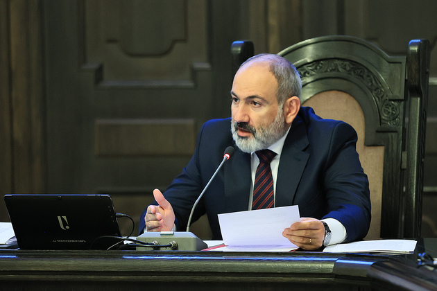 Армянские депутаты экстренно собирают подписи для импичмента Пашиняну