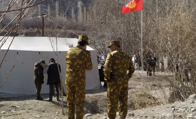 Qırğızıstanla Tacikistan nümayəndələri sülh protokolunu imzaladılar