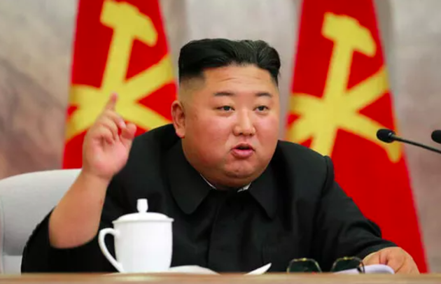 Северная Корея запустила 10 ракет в сторону Японского и Желтого морей