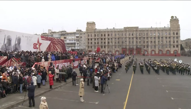Волгоград принял парад к 80-й годовщине победы в Сталинградской битве