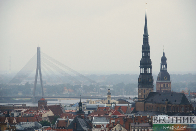 Латвия ввела санкции против Шамана и Сатановского