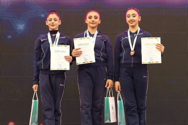 Победительницы 28 чемпионата Азербайджана по художественной гимнастике