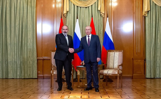 Пашинян на встрече с Путиным