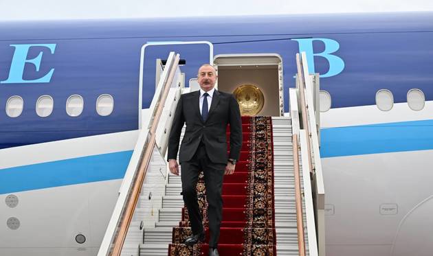 Ильхам Алиев прибыл в Москву