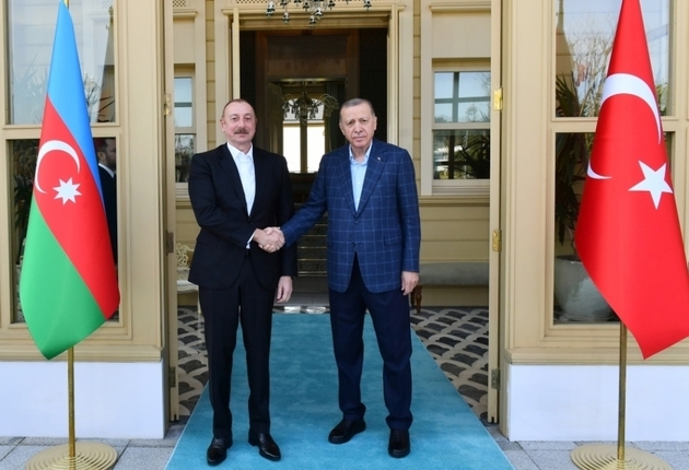 Ильхам Алиев позвонил победившему Реджепу Тайипу Эрдогану