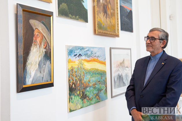 Как рисуют дипломаты… можно увидеть на выставке "Краски мира" в Москве
