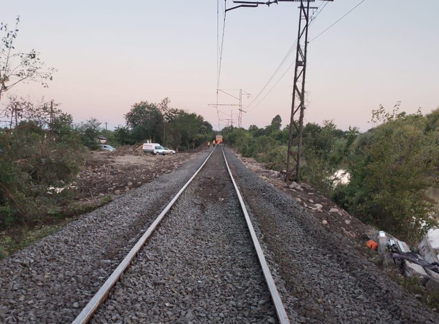 Железнодорожное сообщение восстановили после наводнения в Абхазии