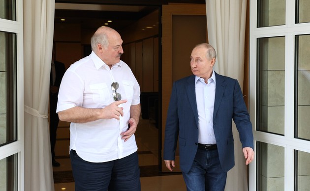 Путин и Лукашенко встречаются под Петербургом