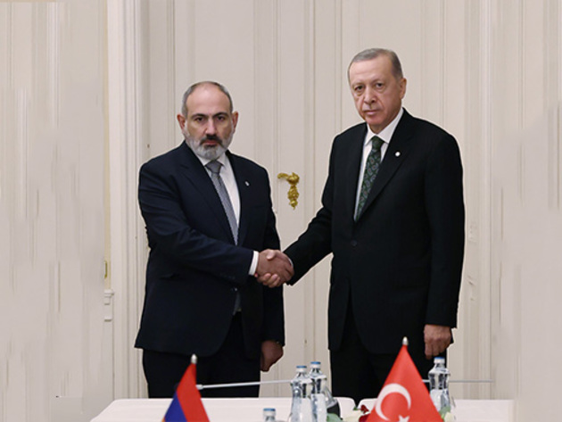 Эрдоган и Пашинян провели телефонный разговор