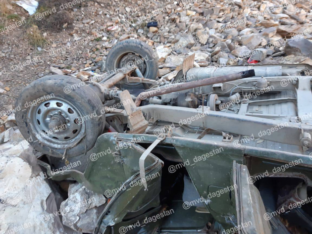 Автомобиль "УАЗ" упал с обрыва в Дагестане – есть жертва