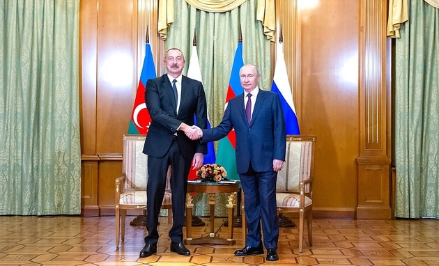 Президенты Азербайджана и России Ильхам Алиев и Владимир Путин
