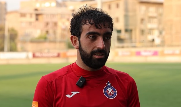 Полузащитник сборной Армении по футболу Ованес Арутюнян