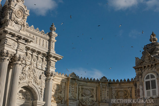 Дворец Долмабахче