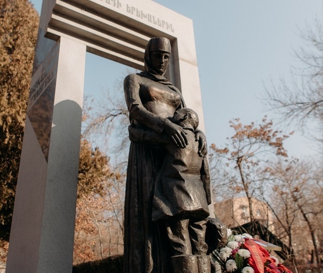 МИД РФ: осквернение памятника блокадникам в Армении – безумие