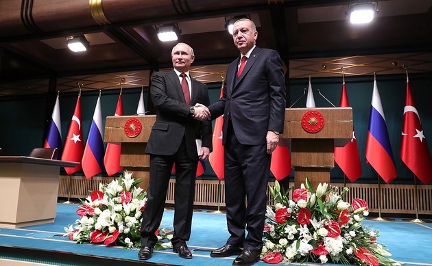 Турецкие эксперты: интервью Путина дает Анкаре шанс вернуть роль миротворца