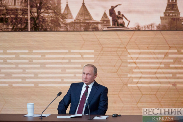 Темой прямой линии Путина 17 апреля станет воссоединение с Крымом - СМИ