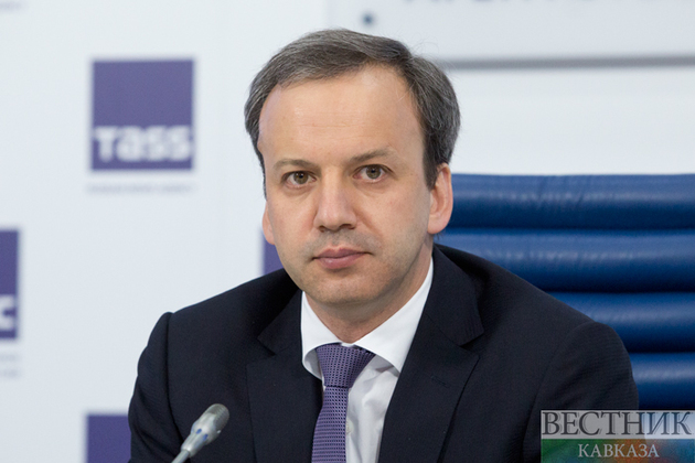 Дворкович: Акцизы на евробензин повысятся незначительно