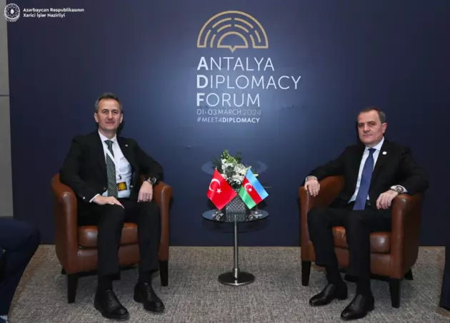 Азербайджан и Турция обсудили сотрудничество в военной промышленности