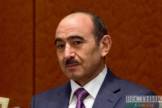 Али Гасанов: в Азербайджане царит мирная предвыборная обстановка