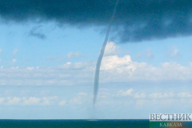 Торнадо в Анталье - повреждены дома, сады, предприятия