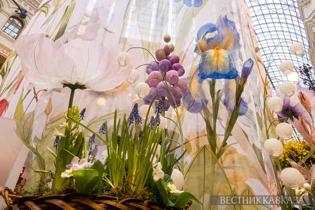 Продажа цветов в ГУМе