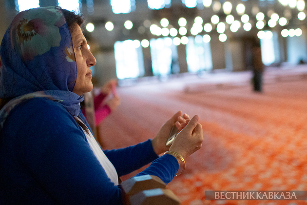 Мусульманки в мечети