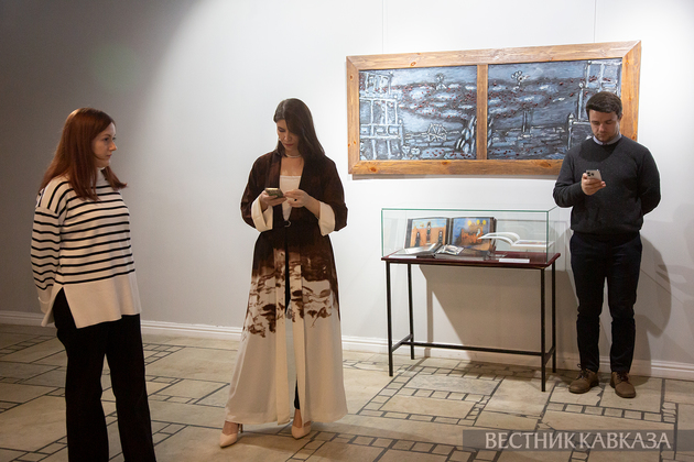 Презентация книги “Особенности жизни больших городов“ Аддиса Гаджиева