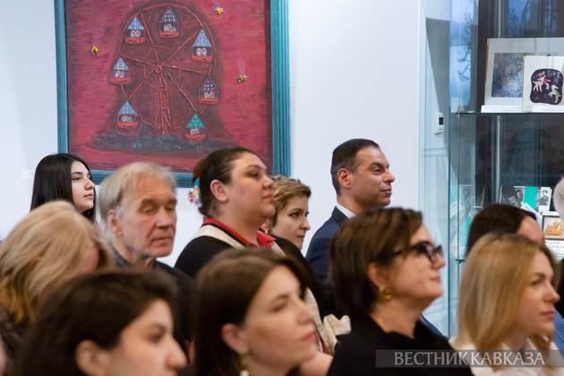 Презентация книги “Особенности жизни больших городов“ Аддиса Гаджиева