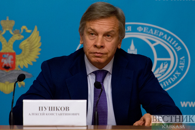 Пушков: правительство Украины действует с указки США 