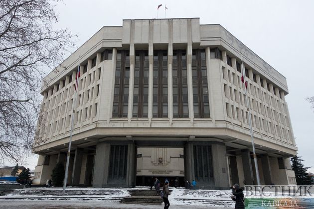 Глава администрации Симферополя Бахарев ушел в отставку