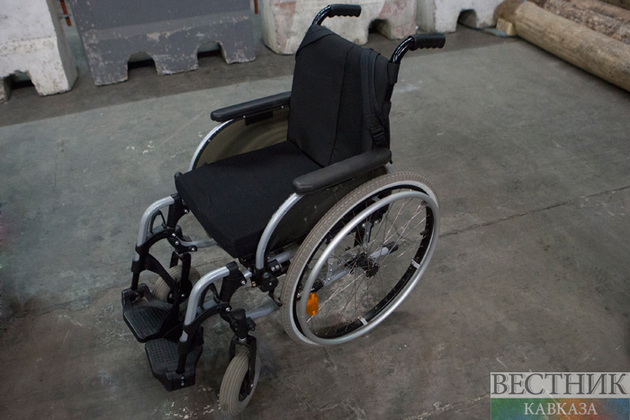 Прикованного к дереву инвалида заставляли просить милостыню в Кисловодске