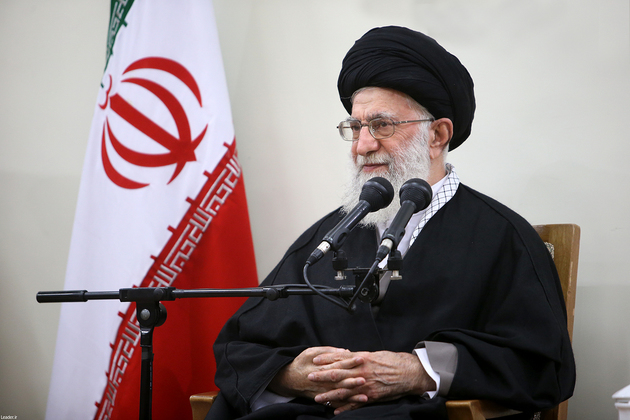 Али Хаменеи объявил амнистию в честь "скрытого имама"