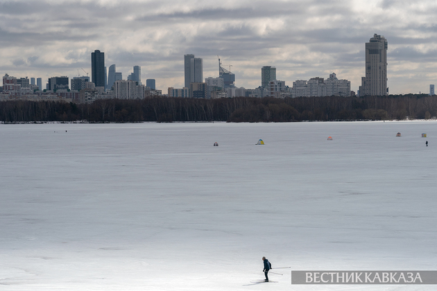 Рыбаки в Большом Строгинском затоне