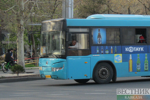Автобус, направлявшийся в Ереван, разбился в Иране