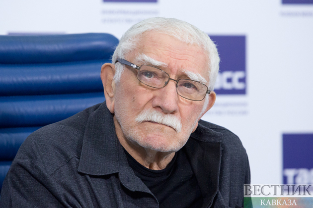 Армен Джигарханян снова в больнице