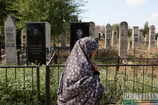 Кладбища готовят к Пасхе на Ставрополье