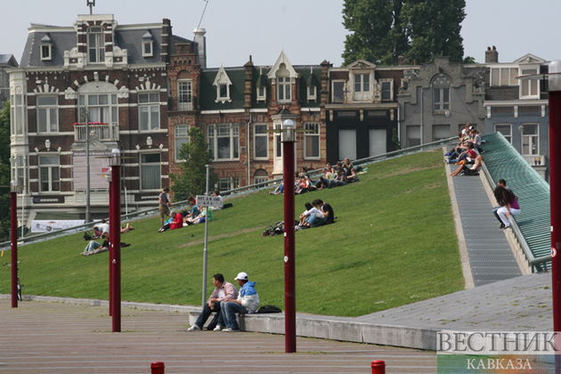 Амстердам объявил массовому туризму войну