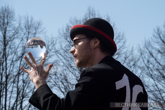 Шествие “Искусство цирка“ на ВДНХ