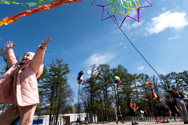Шествие “Искусство цирка“ на ВДНХ
