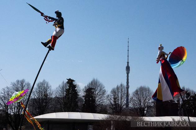 Шествие “Искусство цирка“ на ВДНХ