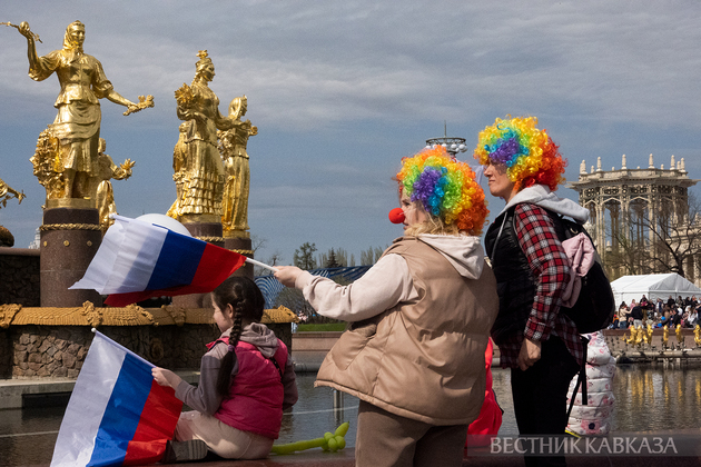Шествие “Искусство цирка“ на ВДНХ