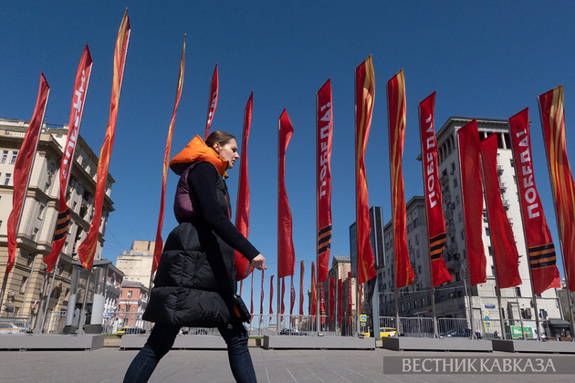 Праздничное оформление ко Дню Победы на Новом Арбате