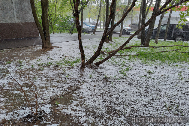 Снегопад в Москве в мае