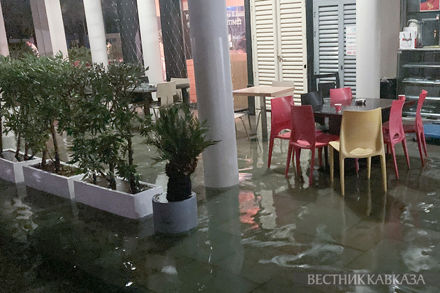 Затопление кафе