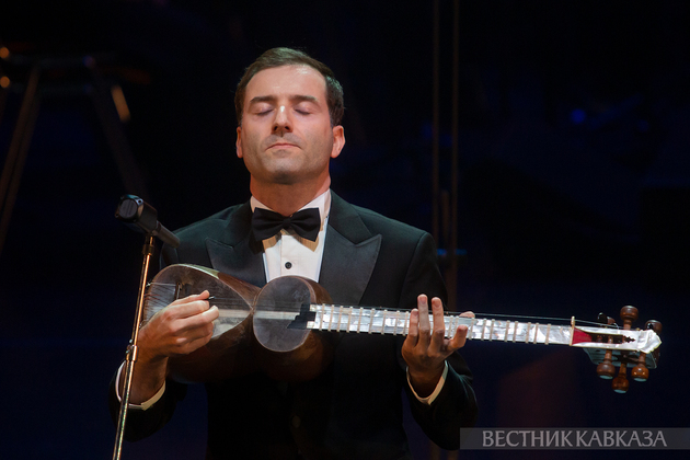 Заслуженный артист АР, директор Национального Мугамного Центра Сахиб Пашазаде